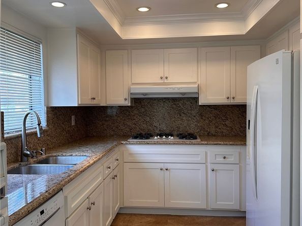 21900 Marylee Street 277, Woodland Hills CA 91367