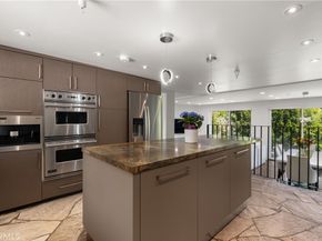 7670 Woodrow Wilson, Los Angeles CA 90046