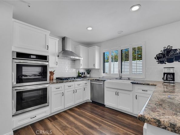 17004 Gledhill Street, Northridge CA 91325