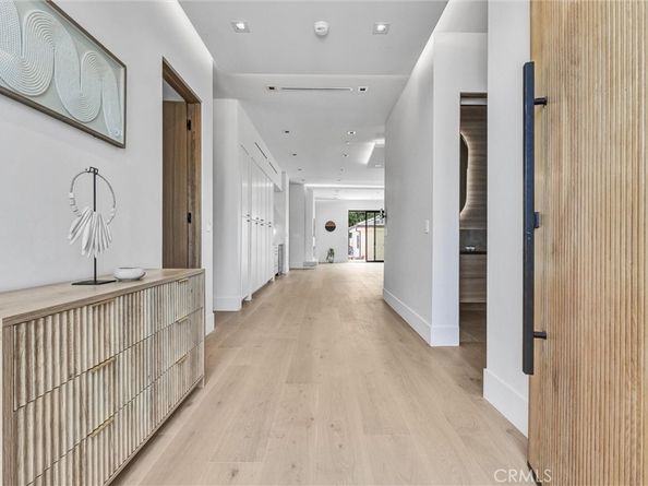 6238 Babcock Avenue, North Hollywood CA 91606