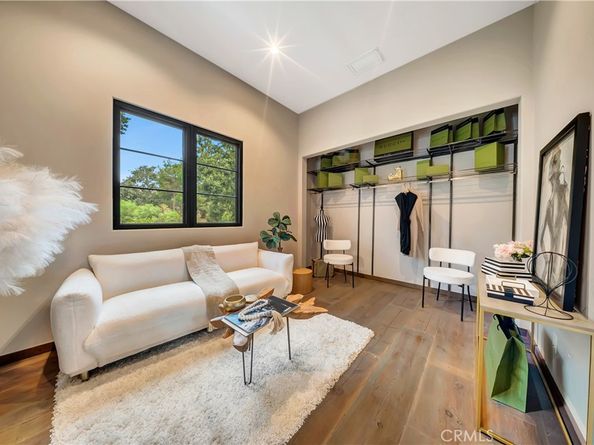 6451 Chesebro Road, Agoura Hills CA 91301