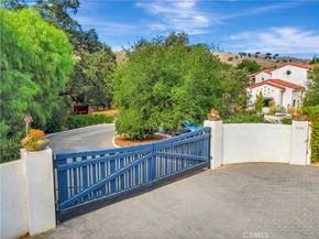 6451 Chesebro Road, Agoura Hills CA 91301