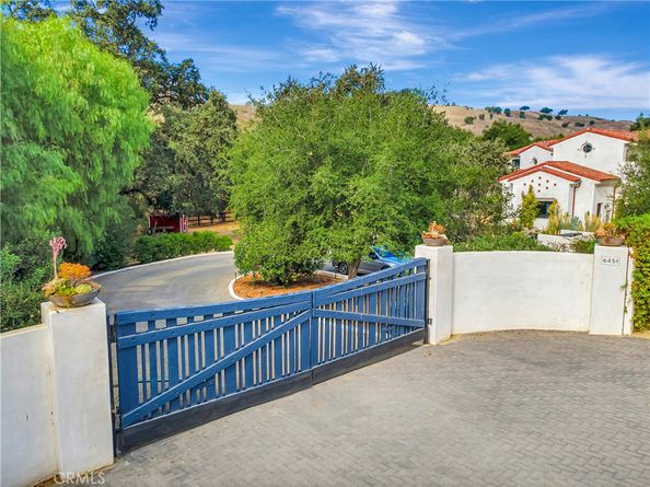 6451 Chesebro Road, Agoura Hills CA 91301