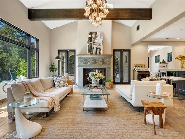 6451 Chesebro Road, Agoura Hills CA 91301