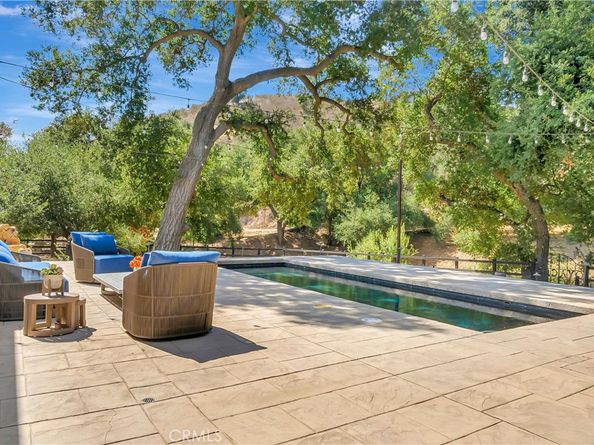 6451 Chesebro Road, Agoura Hills CA 91301