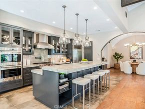 6451 Chesebro Road, Agoura Hills CA 91301