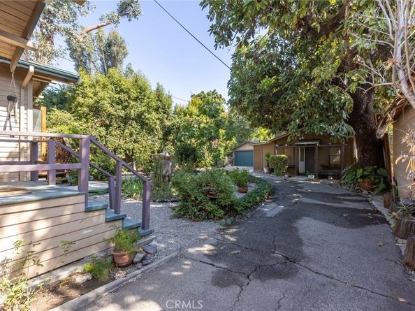 2100 Holly Drive, Los Angeles CA 90068