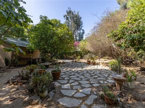 2100 Holly Drive, Los Angeles CA 90068