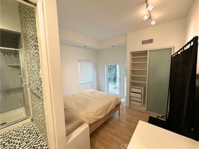 22037 Ybarra, Woodland Hills CA 91364