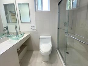 22037 Ybarra, Woodland Hills CA 91364