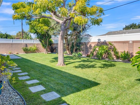 5131 Skylark, Huntington Beach CA 92649