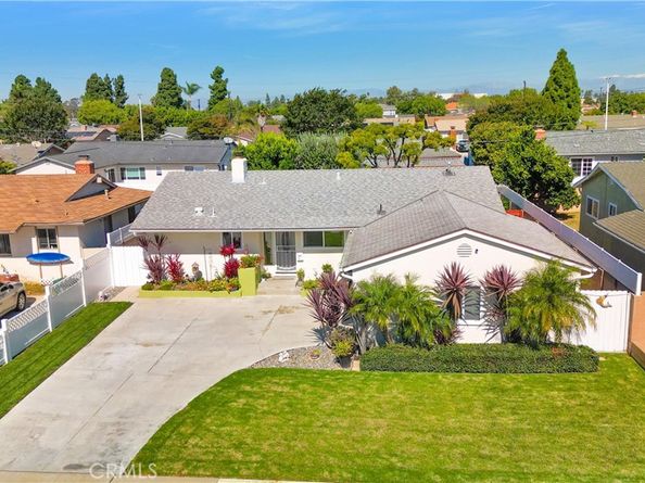 5131 Skylark, Huntington Beach CA 92649