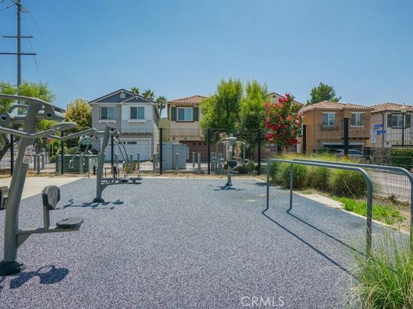 14909 Navarre Way, Sylmar CA 91342