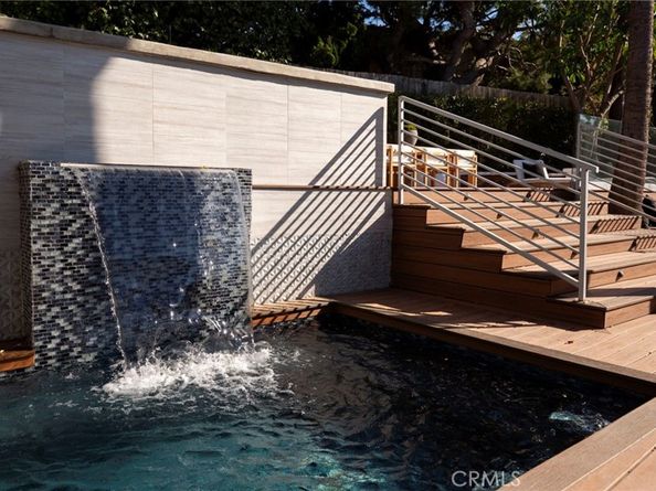 11268 Sunshine Terrace, Studio City CA 91604