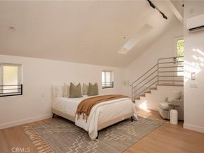 11268 Sunshine Terrace, Studio City CA 91604