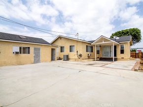 19324 Victory Boulevard, Reseda CA 91335