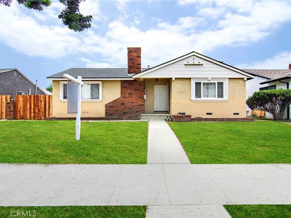 19324 Victory Boulevard, Reseda CA 91335