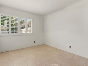 22117 Burbank Boulevard 7, Woodland Hills CA 91367