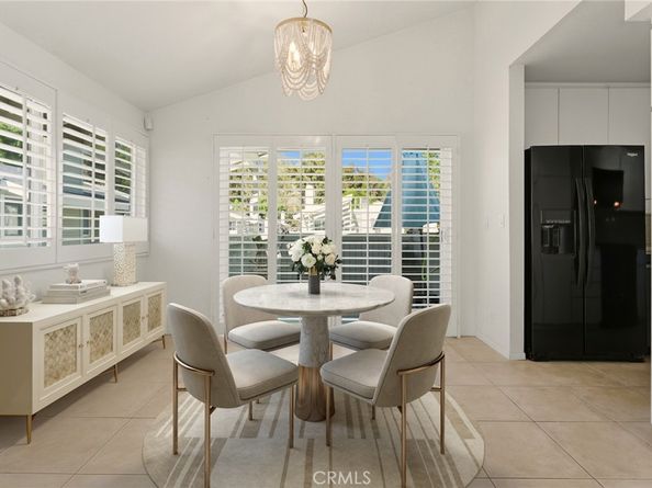 22117 Burbank Boulevard 7, Woodland Hills CA 91367