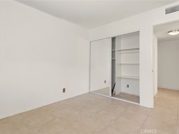 22117 Burbank Boulevard 7, Woodland Hills CA 91367