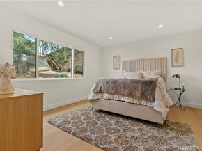 981 Glen Oaks, Pasadena CA 91105