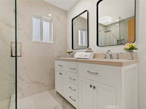 981 Glen Oaks, Pasadena CA 91105