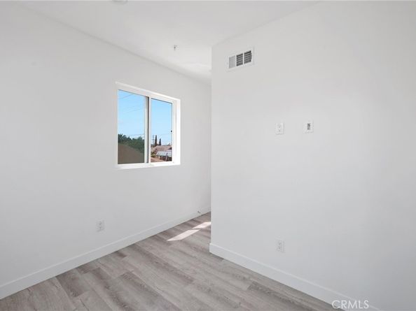 532 W Vernon Avenue, Los Angeles CA 90037