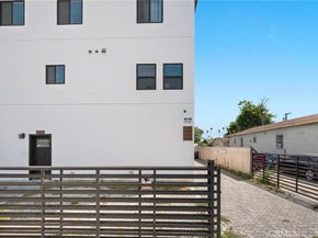 532 W Vernon Avenue, Los Angeles CA 90037