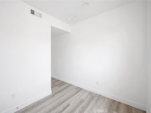 532 W Vernon Avenue, Los Angeles CA 90037