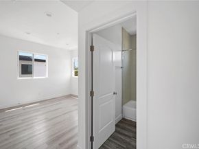 532 W Vernon Avenue, Los Angeles CA 90037