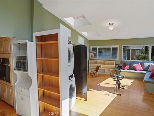 1548 Riverside G, Glendale CA 91201