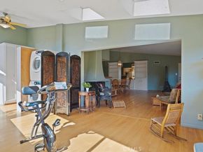 1548 Riverside G, Glendale CA 91201