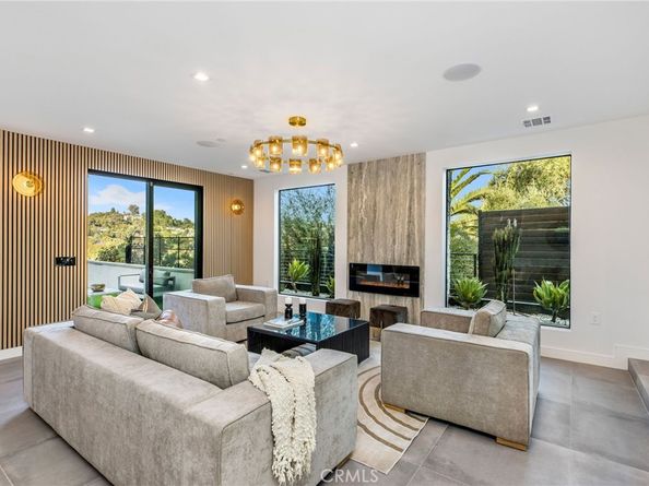 2311 Effie, Los Angeles CA 90026