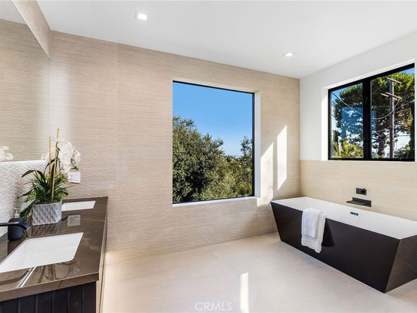 2311 Effie, Los Angeles CA 90026