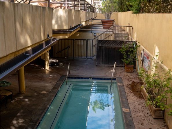 4128 Whitsett 101, Studio City CA 91604