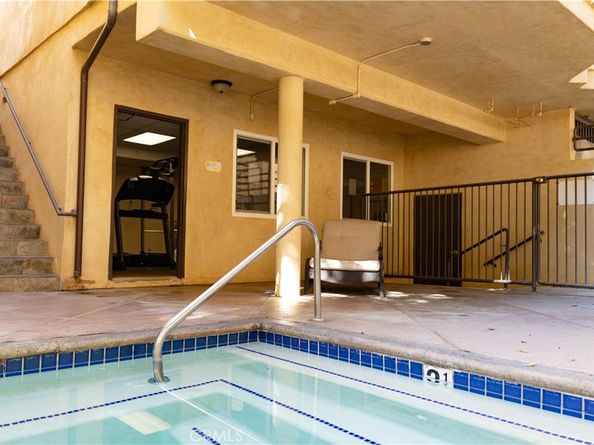 4128 Whitsett 101, Studio City CA 91604