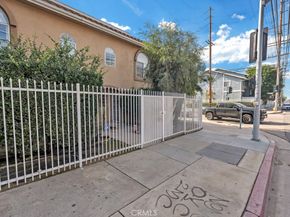 15044 Nordhoff 1, North Hills CA 91343