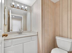 15044 Nordhoff 1, North Hills CA 91343