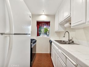 15044 Nordhoff 1, North Hills CA 91343