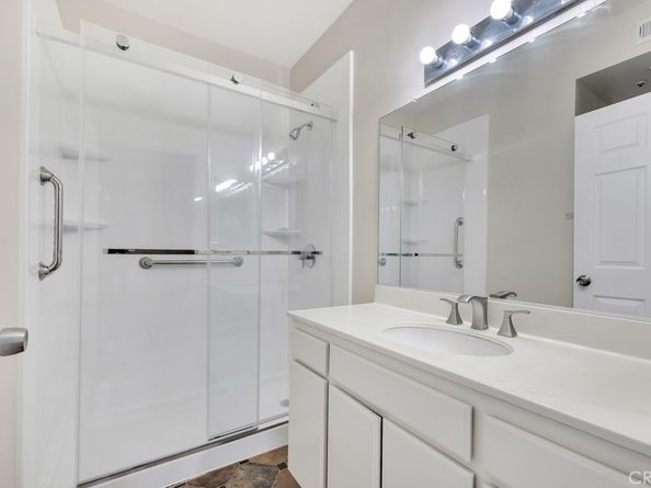 15044 Nordhoff 1, North Hills CA 91343