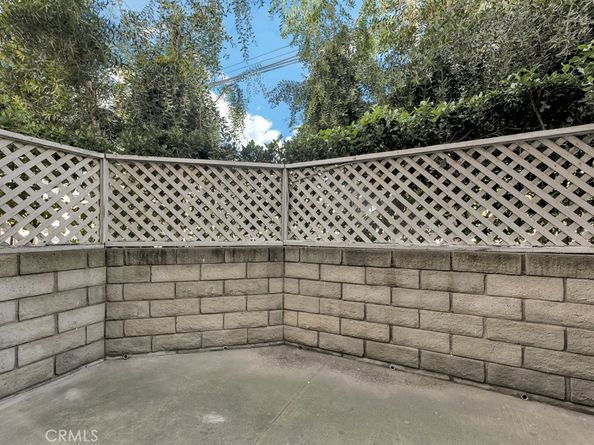 15044 Nordhoff 1, North Hills CA 91343