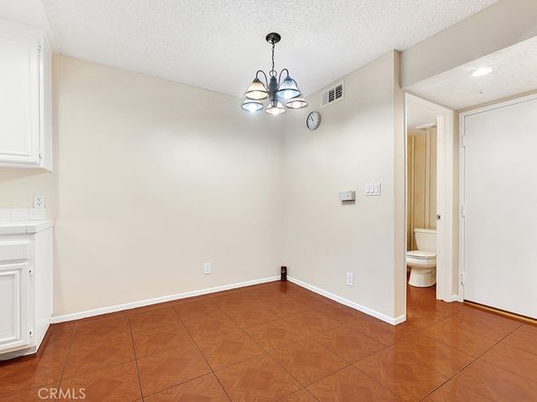 15044 Nordhoff 1, North Hills CA 91343