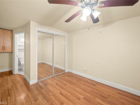 818 W 65th, Los Angeles CA 90044