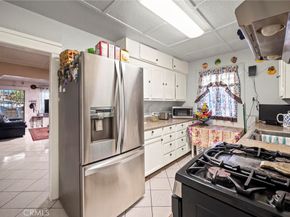 818 W 65th, Los Angeles CA 90044