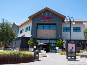 20552 Edgewood Court, Chatsworth CA 91311