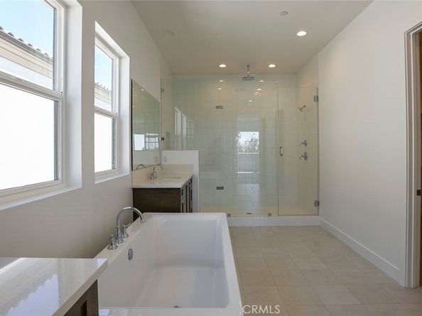 20552 Edgewood Court, Chatsworth CA 91311