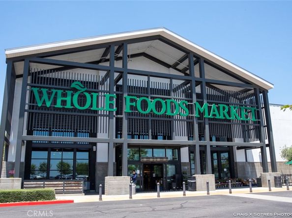 20552 Edgewood Court, Chatsworth CA 91311