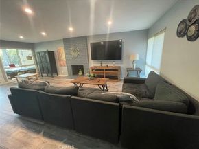 5500 Blanco, Woodland Hills CA 91367