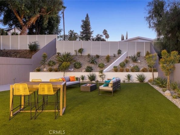 4731 Topanga Canyon Boulevard, Woodland Hills CA 91364