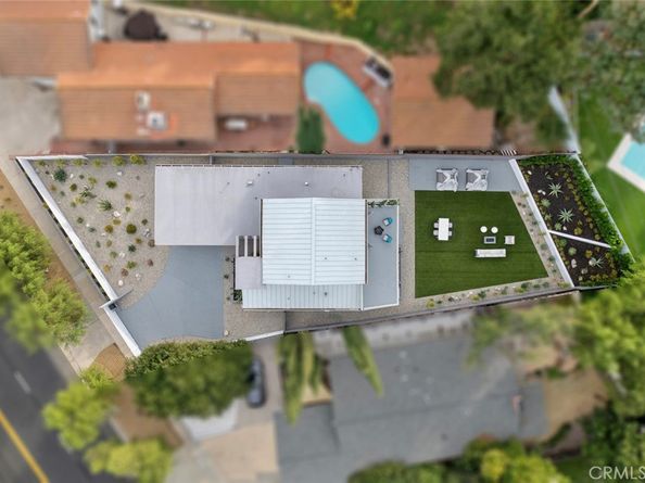 4731 Topanga Canyon Boulevard, Woodland Hills CA 91364